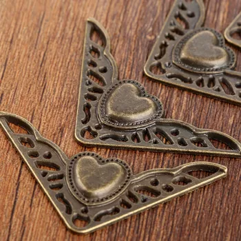 4Pcs 35mm Wood Box Feet Leg Corner Protector Guard Metal Crafts Decorative Bracket For Furniture Hardware Antique Bronze
4Pcs 35mm Wood Box Feet Leg Corner Protector Guard Metal Crafts Decorative Bracket For Furniture Hardware Antique Bronze