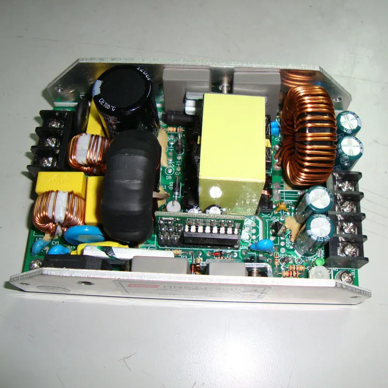 Digital power amplifier switch power supply with PFC 36V 11A 400W size 127*82*40
Digital power amplifier switch power supply with PFC 36V 11A 400W size 127*82*40