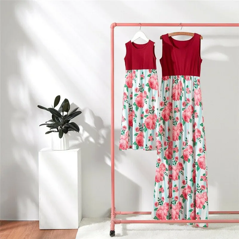 Mother daughter dresses mommy and me Family look Matching Clothes Women Kid Girl Floral Dress Elegant Boho Beach Summer Sundress
Mother daughter dresses mommy and me Family look Matching Clothes Women Kid Girl Floral Dress Elegant Boho Beach Summer Sundress