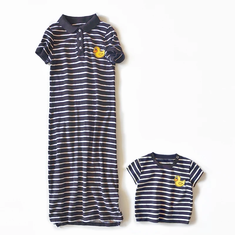 Mother and Daughter Clothes Family Matching Outfits Striped Tellow Duck Mommy Dress Baby Boys Summer T Shirt Father Son Shirts
Mother and Daughter Clothes Family Matching Outfits Striped Tellow Duck Mommy Dress Baby Boys Summer T Shirt Father Son Shirts