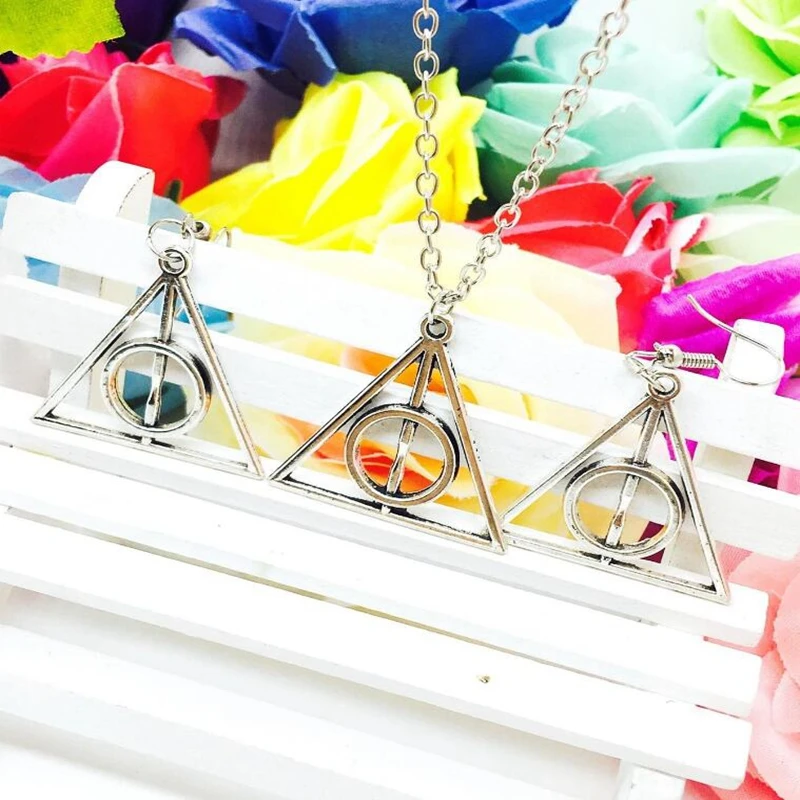 Hot Antique Silver Deathly Hallows Charms Pendant Necklace Earring Set Fashion Creative Women Jewelry Accessories Holiday Gift
Hot Antique Silver Deathly Hallows Charms Pendant Necklace Earring Set Fashion Creative Women Jewelry Accessories Holiday Gift