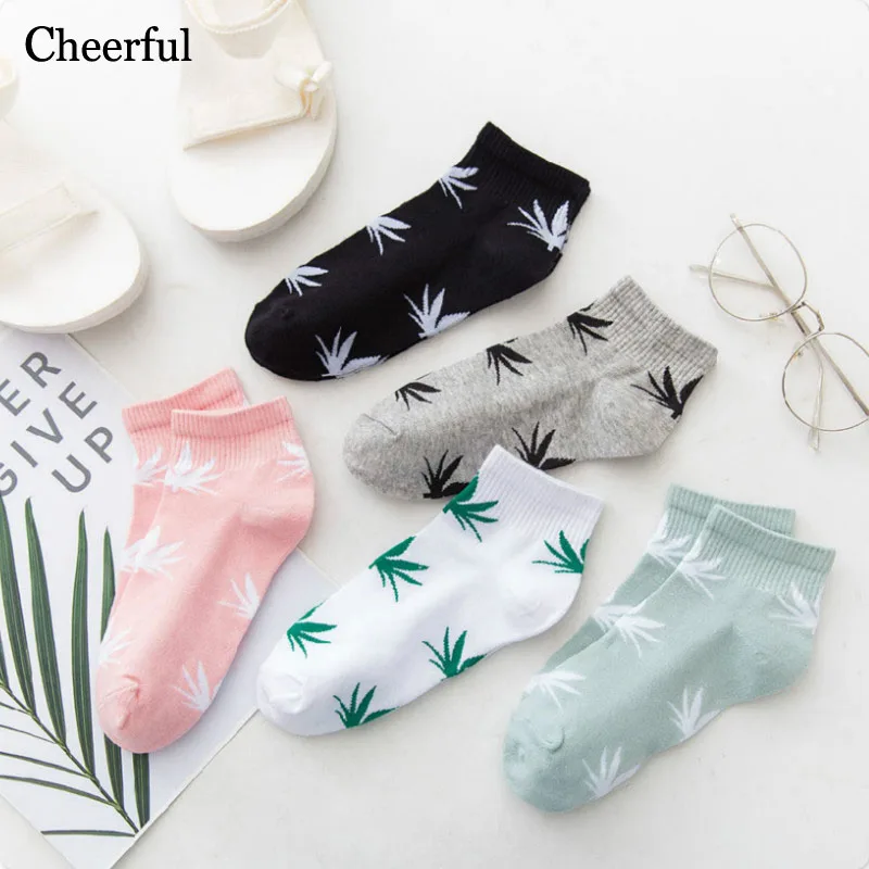 2019 Spring Maple Leaf Cotton Socks Hip Hop College Trends Card Socks Harajuku Skate Boat Socks Streetwear High Quality Lingerie
2019 Spring Maple Leaf Cotton Socks Hip Hop College Trends Card Socks Harajuku Skate Boat Socks Streetwear High Quality Lingerie