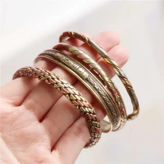 Le cuivre rouge indien de bijoux a enveloppé les bracelets minces de manchette ouverte pour des filles BB-218 1
