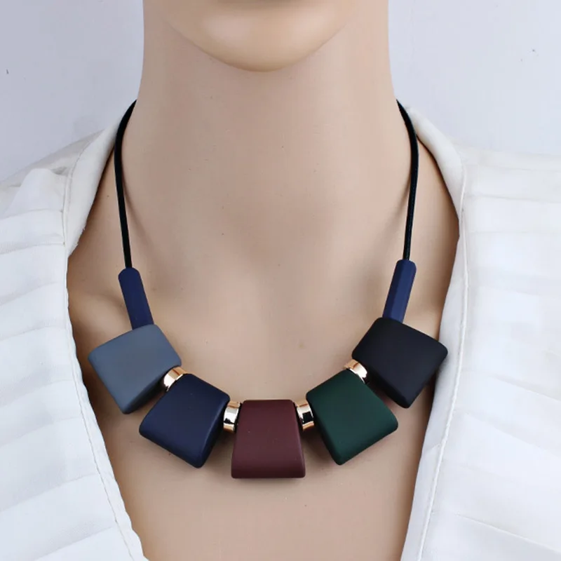 ROXI Women Necklace Statement Behomia Chain Necklaces & Pendants Colorful Beads Choker Necklace For Women Collier Femme Jewelry
ROXI Women Necklace Statement Behomia Chain Necklaces & Pendants Colorful Beads Choker Necklace For Women Collier Femme Jewelry