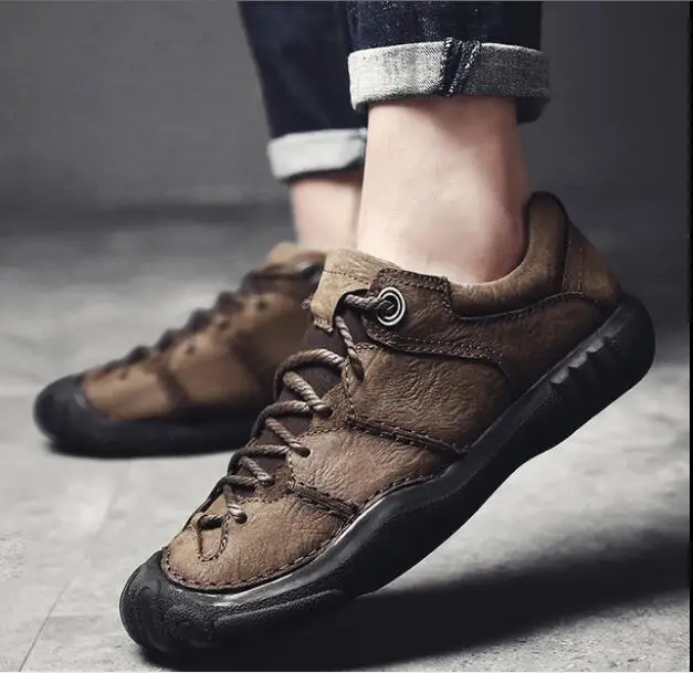 High Quality Unisex Hiking Shoes Autumn genuine leather Outdoor Mens women Sport Trekking Mountain Athletic Shoes size 38-46 HOT
High Quality Unisex Hiking Shoes Autumn genuine leather Outdoor Mens women Sport Trekking Mountain Athletic Shoes size 38-46 HOT