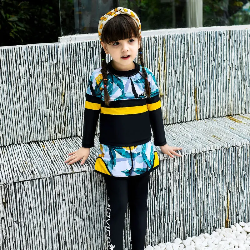 Fashion islamic swimsuit for kids boys girls full body muslim bathing suit children swimwear 3 piece swimming suit
Fashion islamic swimsuit for kids boys girls full body muslim bathing suit children swimwear 3 piece swimming suit