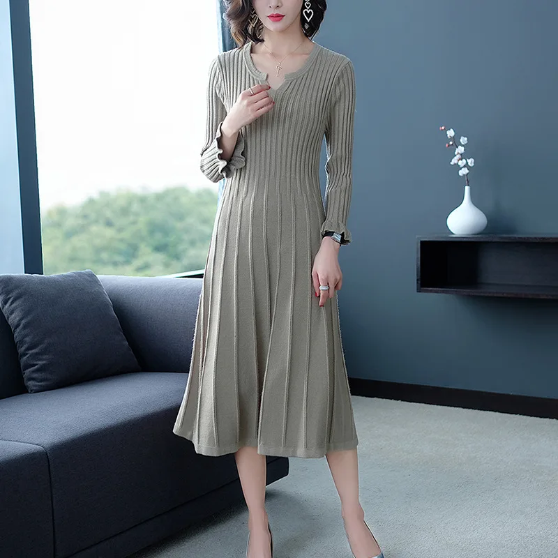 2018 Woman elegant Autumn Winter sweater Dress Solid Women Midi Thick Dress Sweater Full Sleeve long A-Line robe Knit Dress 1010
2018 Woman elegant Autumn Winter sweater Dress Solid Women Midi Thick Dress Sweater Full Sleeve long A-Line robe Knit Dress 1010