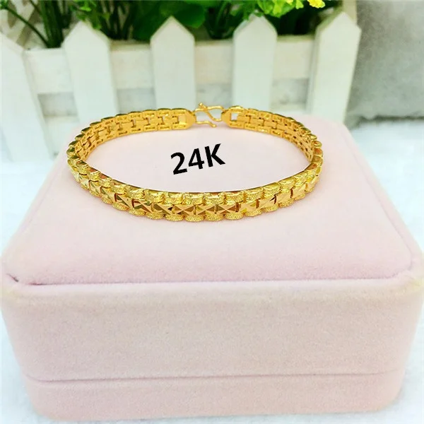 6MM Russian Runway Bracelet for men Fashion Vintage Grind Word Pattern Luxury Design Gold for Women Chain Bracelet Fine Jewelry
6MM Russian Runway Bracelet for men Fashion Vintage Grind Word Pattern Luxury Design Gold for Women Chain Bracelet Fine Jewelry