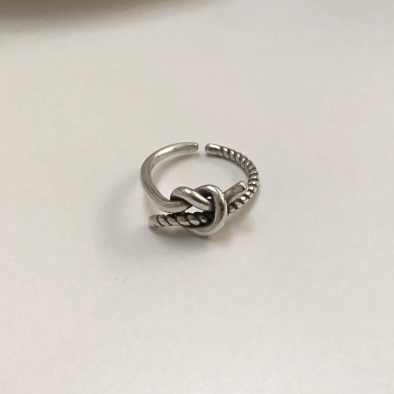 925 Sterling Silver Dainty Vintage Retro Stacking Nautical Love Knot Ring Bridesmaid Gift Oxidized Antique Silver Hammered Rings
925 Sterling Silver Dainty Vintage Retro Stacking Nautical Love Knot Ring Bridesmaid Gift Oxidized Antique Silver Hammered Rings