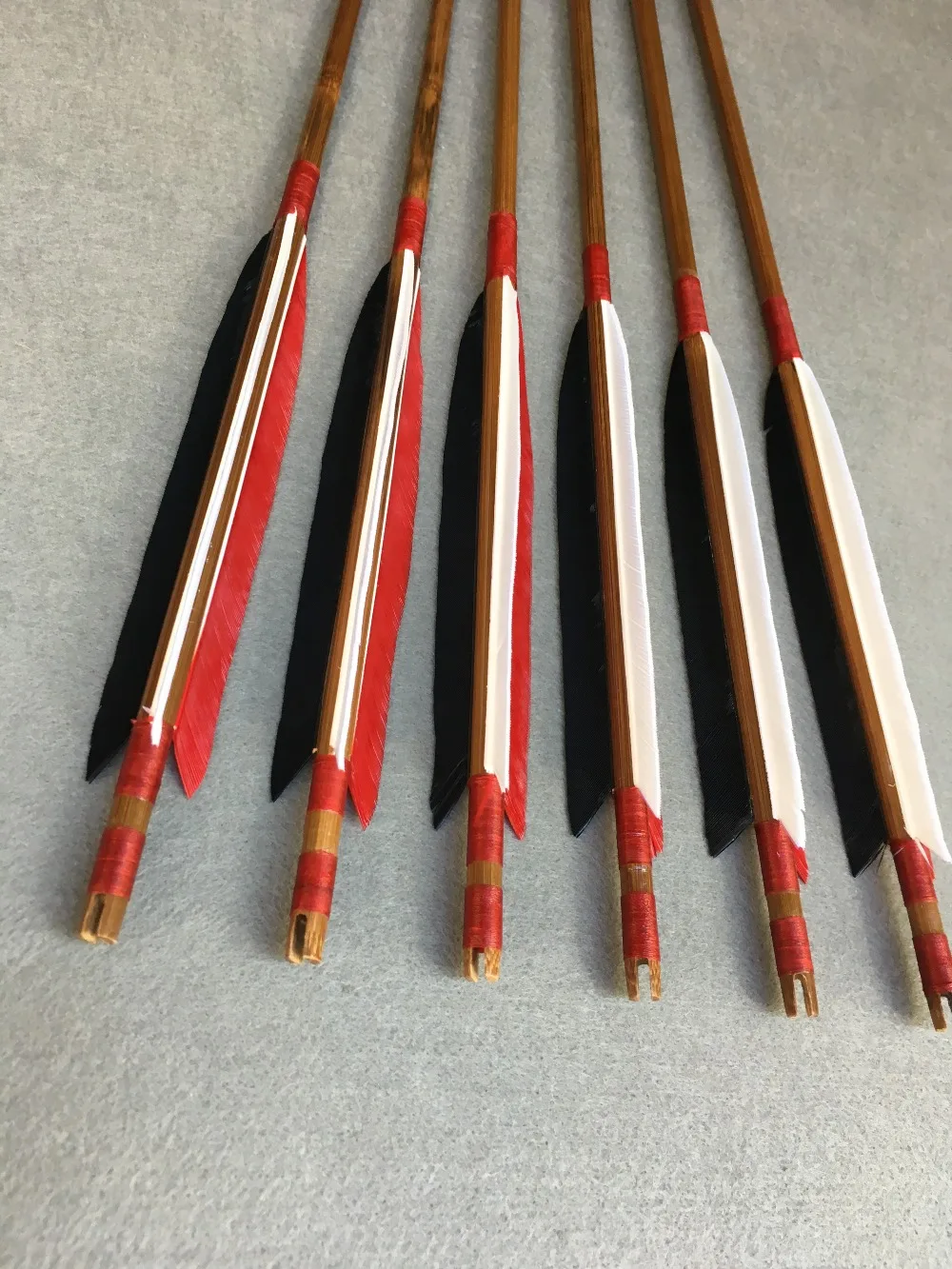 CDRIC 6pcs three-color Turkish feathers long 6-inch bamboo arrows real photo for archery recurve longbow
CDRIC 6pcs three-color Turkish feathers long 6-inch bamboo arrows real photo for archery recurve longbow