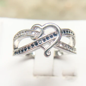 Fashion Heart Cross Ring White & Black Micro Paved CZ Jewelry Vintage Wedding Plata color Rings For Women Birthday Stone Gifts
Fashion Heart Cross Ring White & Black Micro Paved CZ Jewelry Vintage Wedding Plata color Rings For Women Birthday Stone Gifts