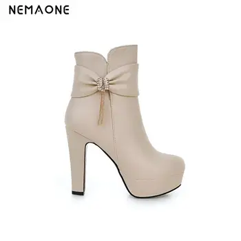 Autumn Winter British Women Boots Platforms Square Heel Ankle Boots Solid Leather Fashion Motorcycle Boots rhinestone size 42
Autumn Winter British Women Boots Platforms Square Heel Ankle Boots Solid Leather Fashion Motorcycle Boots rhinestone size 42