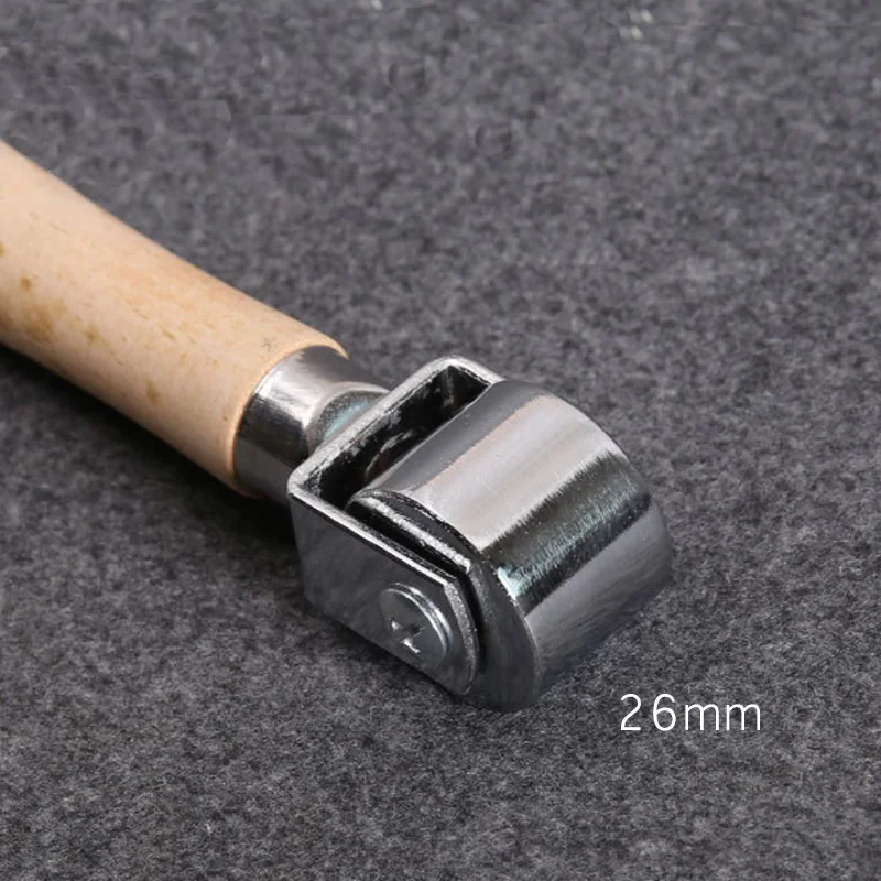DIY 26mm Leather Glue Edges Laminating Roller Craft DIY Handmade Crease Tool Leather Craft Roller
DIY 26mm Leather Glue Edges Laminating Roller Craft DIY Handmade Crease Tool Leather Craft Roller