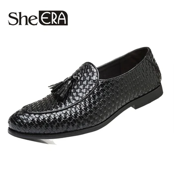 Plus Size 38-48 New Design Men Driving Loafers Shoes Weave Pattern Leather Men Flats Shoes Tassel Popular Men Moccasins Loafers
Plus Size 38-48 New Design Men Driving Loafers Shoes Weave Pattern Leather Men Flats Shoes Tassel Popular Men Moccasins Loafers