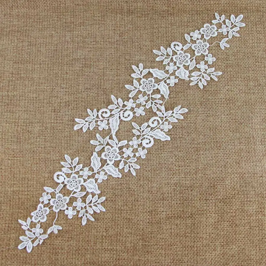 1 Pair Mirror Off White Flower Floral Motif Venise Venice Lace Applique Sewing On 34.5 cm X 10.5 cm
1 Pair Mirror Off White Flower Floral Motif Venise Venice Lace Applique Sewing On 34.5 cm X 10.5 cm