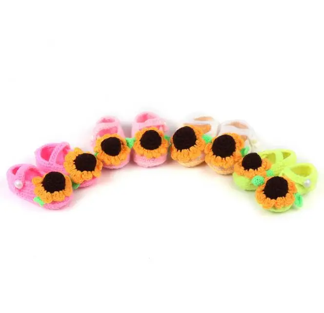 10 Pairs/lot Lovely soft-soled baby girls sunflowers colors handwork knit toddler shoes children's crib shoes 11cm wholesale
10 Pairs/lot Lovely soft-soled baby girls sunflowers colors handwork knit toddler shoes children's crib shoes 11cm wholesale