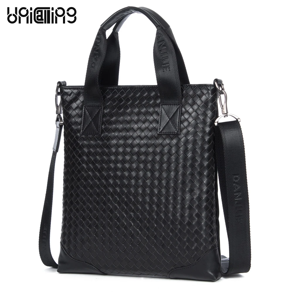 Brand luxury man bag high-end top layer of cowhide genuine leather handmade knitting fashion men crossbody handbag knitting bag
Brand luxury man bag high-end top layer of cowhide genuine leather handmade knitting fashion men crossbody handbag knitting bag