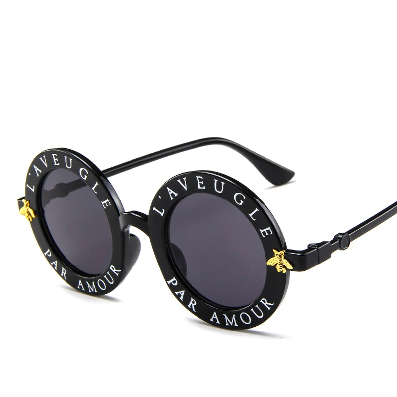 Fashion Women Small bee Round Sunglasses Luxury Brand Designer Ladies Sun glasses for Women Eyewear Oculos De Sol Feminino
Fashion Women Small bee Round Sunglasses Luxury Brand Designer Ladies Sun glasses for Women Eyewear Oculos De Sol Feminino