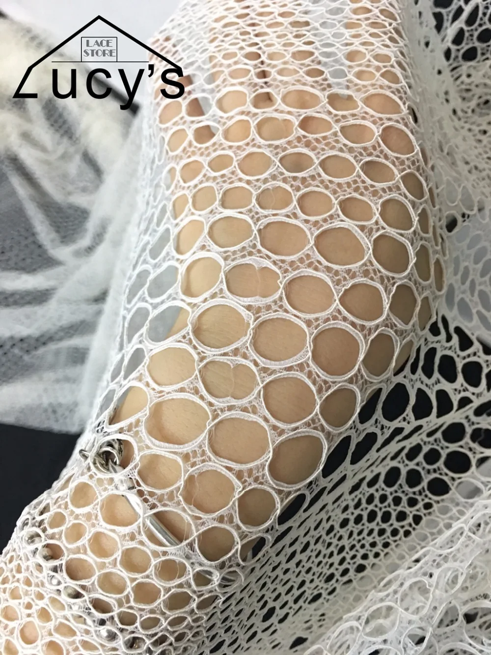 Beige color nice lace for girls dress making! Latest Lace Design Irregular pattern Cream color eyelash lace in pieces
Beige color nice lace for girls dress making! Latest Lace Design Irregular pattern Cream color eyelash lace in pieces