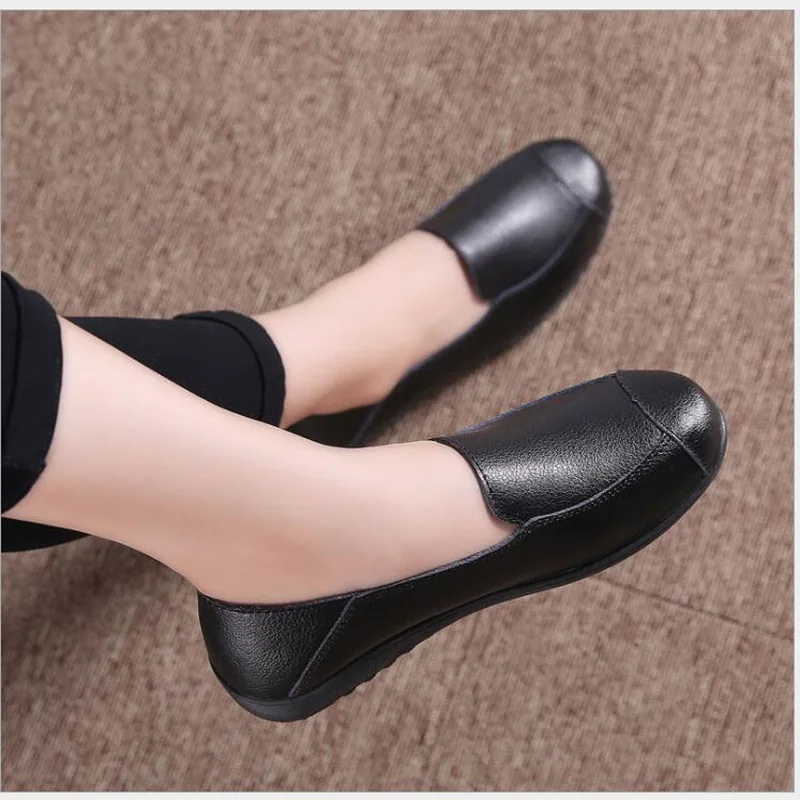 Women Flats 2019 Spring Summer Genuine Leather flat shoes large size white nurse shoes fashion Ballet Flat Shoes Women Loafers
Women Flats 2019 Spring Summer Genuine Leather flat shoes large size white nurse shoes fashion Ballet Flat Shoes Women Loafers
