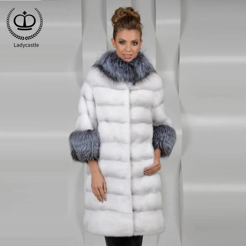 New Natural 100% Mink Fur Coat For Women Warm Winter Real Fur Coats Luxury Silver Fox Fur Collar and Sleeve 2018 Real MKW-007
New Natural 100% Mink Fur Coat For Women Warm Winter Real Fur Coats Luxury Silver Fox Fur Collar and Sleeve 2018 Real MKW-007
