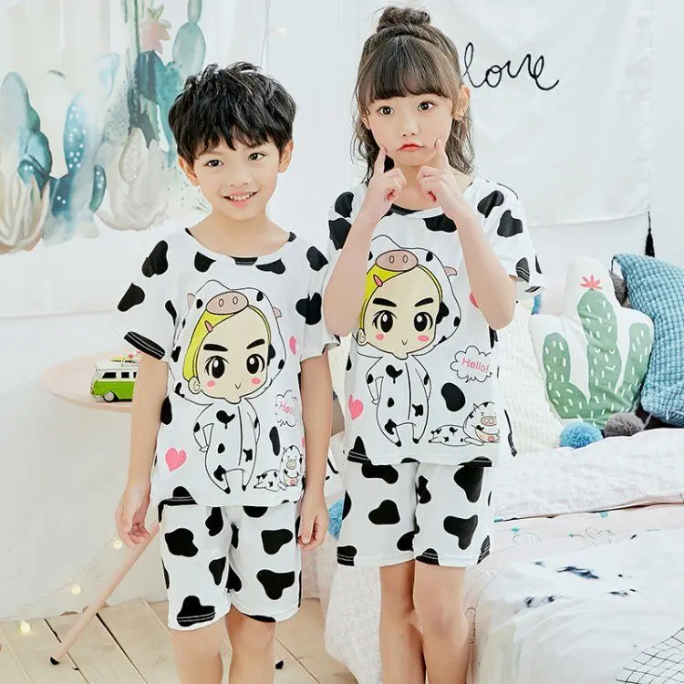 Leisure Summer Kids Clothes Baby Boys Girls Clothing Short Sleeve Costume Cotton Pajamas PJS Childrens Nightdress Pijamas Home D
Leisure Summer Kids Clothes Baby Boys Girls Clothing Short Sleeve Costume Cotton Pajamas PJS Childrens Nightdress Pijamas Home D