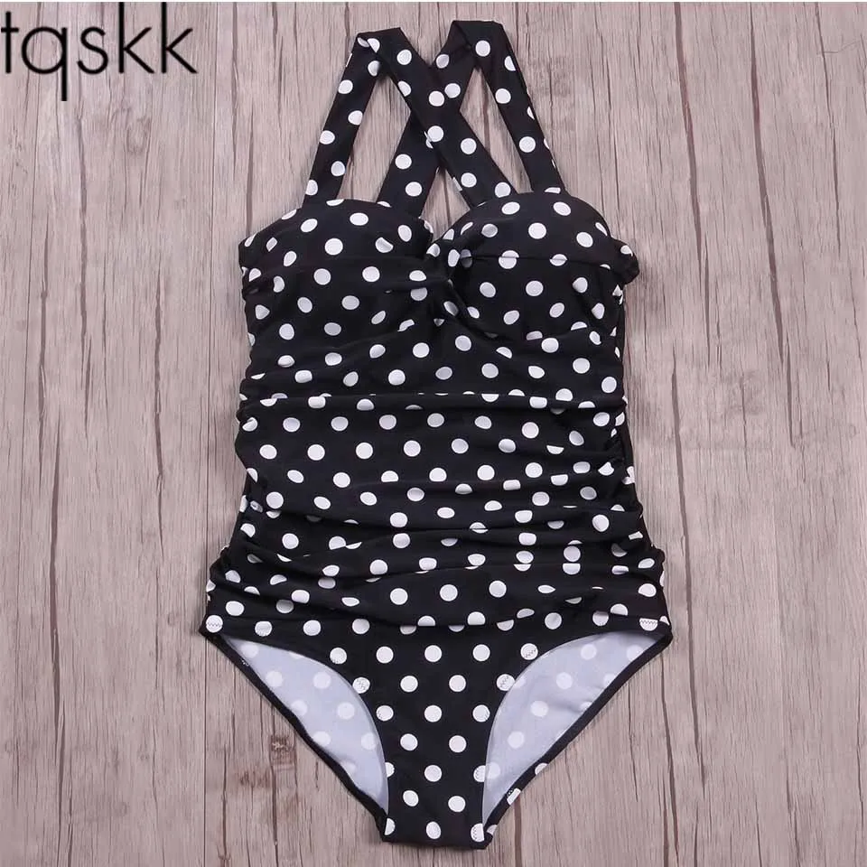 TQSKK 2019 New One Piece Swimsuit Women Swimwear Dot Print Female Swimsuit Sexy Summer Swim Beach Wear Bathing Suit Monokini Set
TQSKK 2019 New One Piece Swimsuit Women Swimwear Dot Print Female Swimsuit Sexy Summer Swim Beach Wear Bathing Suit Monokini Set