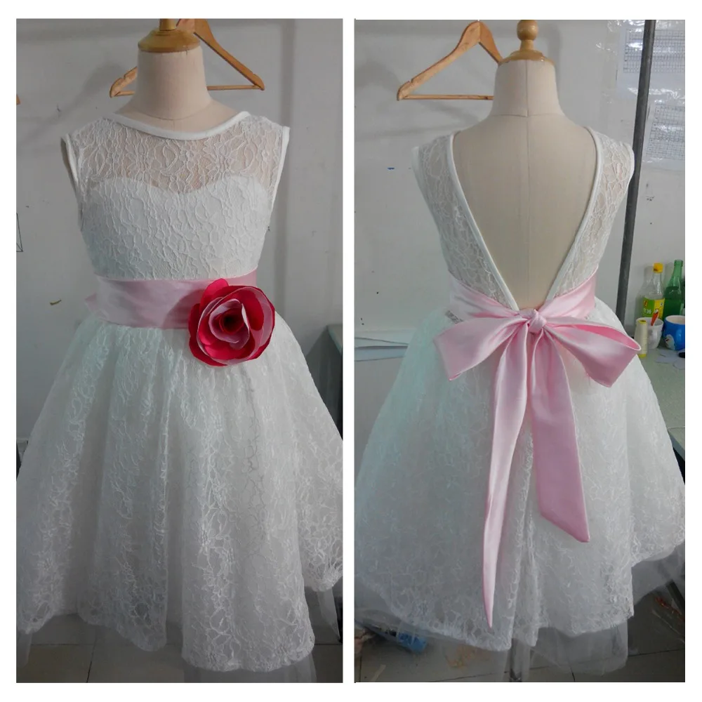 Princess Lace Flower Girl Dresses with Sashes V-Neck Ball Party Pageant Dress for Little Girls Kids/Children Dress for Wedding
Princess Lace Flower Girl Dresses with Sashes V-Neck Ball Party Pageant Dress for Little Girls Kids/Children Dress for Wedding