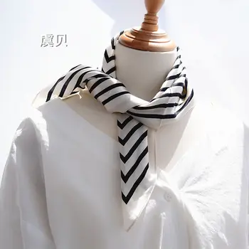 Black white stripe 100% natural silk scarf hair tie women neckerchief small square scarf wrap handkerchief headband high quality
Black white stripe 100% natural silk scarf hair tie women neckerchief small square scarf wrap handkerchief headband high quality