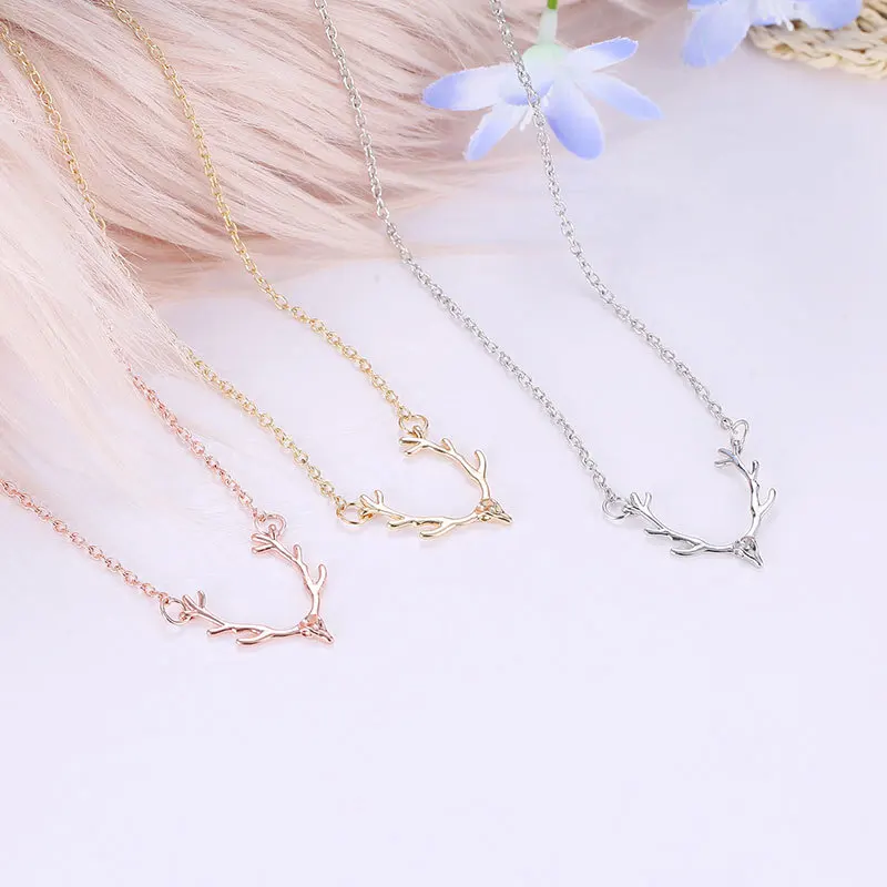 Creative necklace elk pendant antler necklace For Women Girls Simple Clavicle Chain jewelry
Creative necklace elk pendant antler necklace For Women Girls Simple Clavicle Chain jewelry