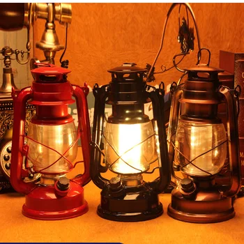European Handheld Land rechargeable LED lamp Bronze old style unique retro Candlestick Outdoor lighting home decoration
European Handheld Land rechargeable LED lamp Bronze old style unique retro Candlestick Outdoor lighting home decoration