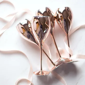 Rose Golden Crystal Goblets Wine Glass Juice Drink Champagne Goblet Party Barware Dinner Water Home Decor 50JB012
Rose Golden Crystal Goblets Wine Glass Juice Drink Champagne Goblet Party Barware Dinner Water Home Decor 50JB012