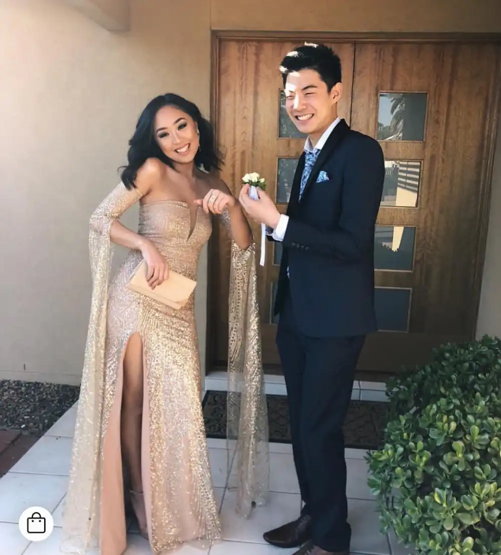 gold prom