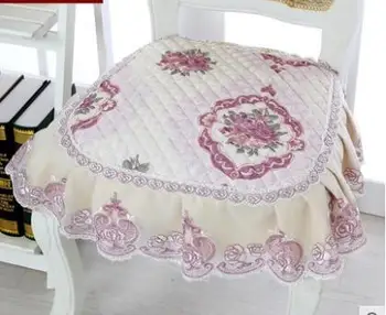 European-style cushion stool mat Chinese-style dining table chair cushion winter thickening cushion fabric can be machine wash
European-style cushion stool mat Chinese-style dining table chair cushion winter thickening cushion fabric can be machine wash