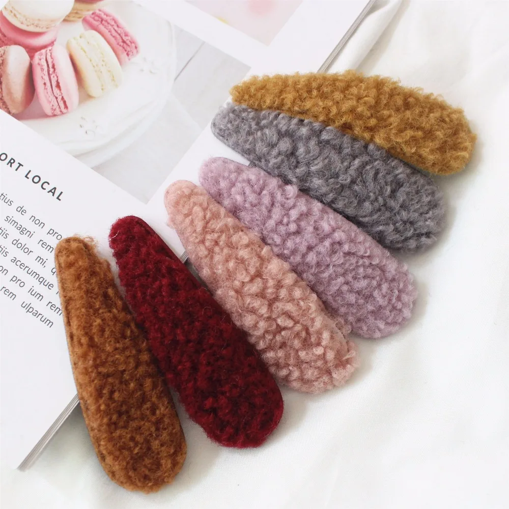 2pcs Girls hair accessories 2018 Princess Vintage lambs wool hair clips hairpins airgrips Sweet barrettes for children Headwear
2pcs Girls hair accessories 2018 Princess Vintage lambs wool hair clips hairpins airgrips Sweet barrettes for children Headwear
