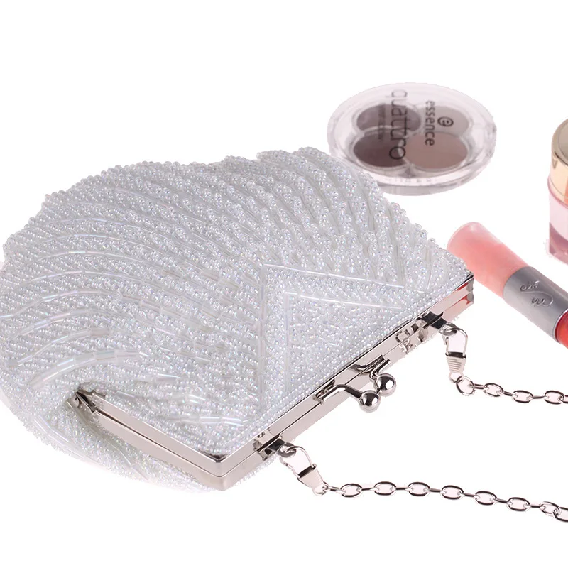 Mini Fashion Shell Shape Evening Clutch For Women Female Party Flap Handbag Beading Solid Shoulder Bag Metal Frame Hasp Pouch
Mini Fashion Shell Shape Evening Clutch For Women Female Party Flap Handbag Beading Solid Shoulder Bag Metal Frame Hasp Pouch