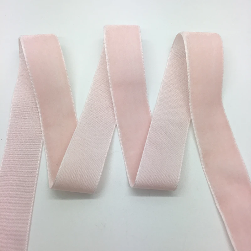 3 yards/lot 3/4"(20mm)Wide Light pink Velvet Ribbon Headband Clips Bow Wedding Decoration Pick Colors
3 yards/lot 3/4"(20mm)Wide Light pink Velvet Ribbon Headband Clips Bow Wedding Decoration Pick Colors