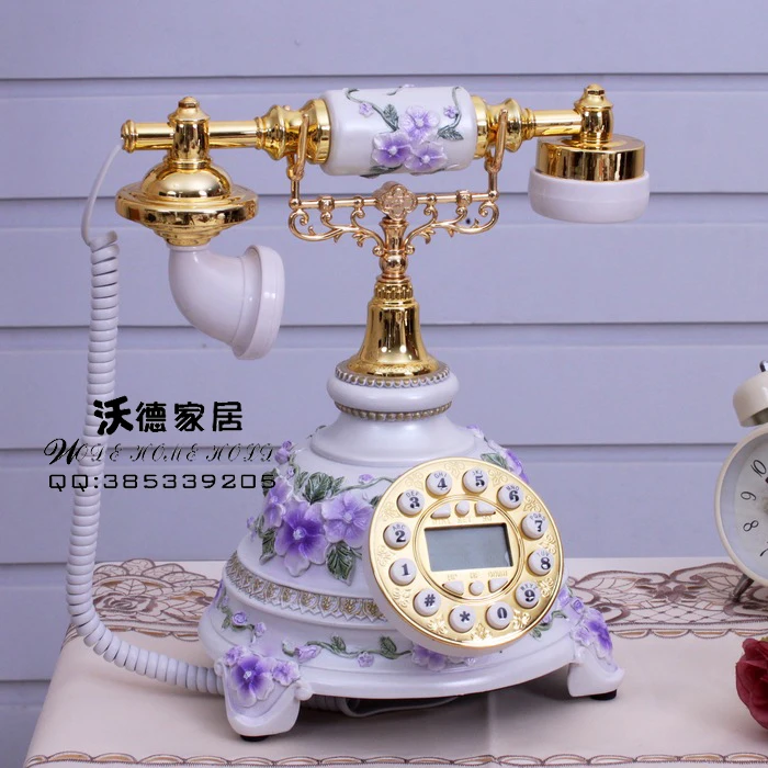 The new rural antique telephone telephone landline rose continental retro retro fashion wedding gifts
The new rural antique telephone telephone landline rose continental retro retro fashion wedding gifts