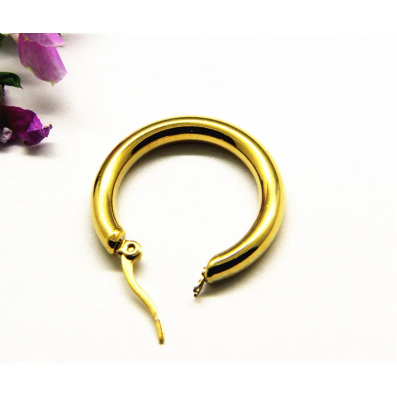 J Y Titanium jwelry for women Spike Circle Ear Cuff Clip On Earrings For Women Without Puncture Fashion Jewelry 2018 1 Pairs
J Y Titanium jwelry for women Spike Circle Ear Cuff Clip On Earrings For Women Without Puncture Fashion Jewelry 2018 1 Pairs