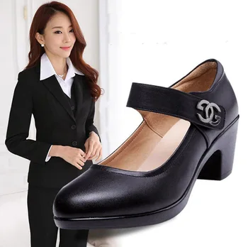 Spring and Autumn Comfortable Middle and Old Aged Single Shoes with Thick with Large Size Shoes Word Buckle Single Shoes
Spring and Autumn Comfortable Middle and Old Aged Single Shoes with Thick with Large Size Shoes Word Buckle Single Shoes