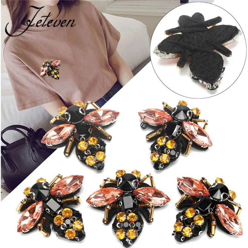 1/5pcs Bees Sequins Rhinestones Bead Brooch Patches Embroidered Fabric Applique Sew On DIY Fashion Clothing Jewelry Decoration
1/5pcs Bees Sequins Rhinestones Bead Brooch Patches Embroidered Fabric Applique Sew On DIY Fashion Clothing Jewelry Decoration