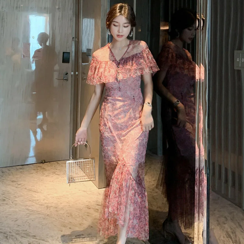 Summer Maxi Dress 2019 Beach Elegant Party Casual Floral Chiffon Dresses Sexy Women Short Sleeve Print V Neck Boho Mermaid Dress
Summer Maxi Dress 2019 Beach Elegant Party Casual Floral Chiffon Dresses Sexy Women Short Sleeve Print V Neck Boho Mermaid Dress
