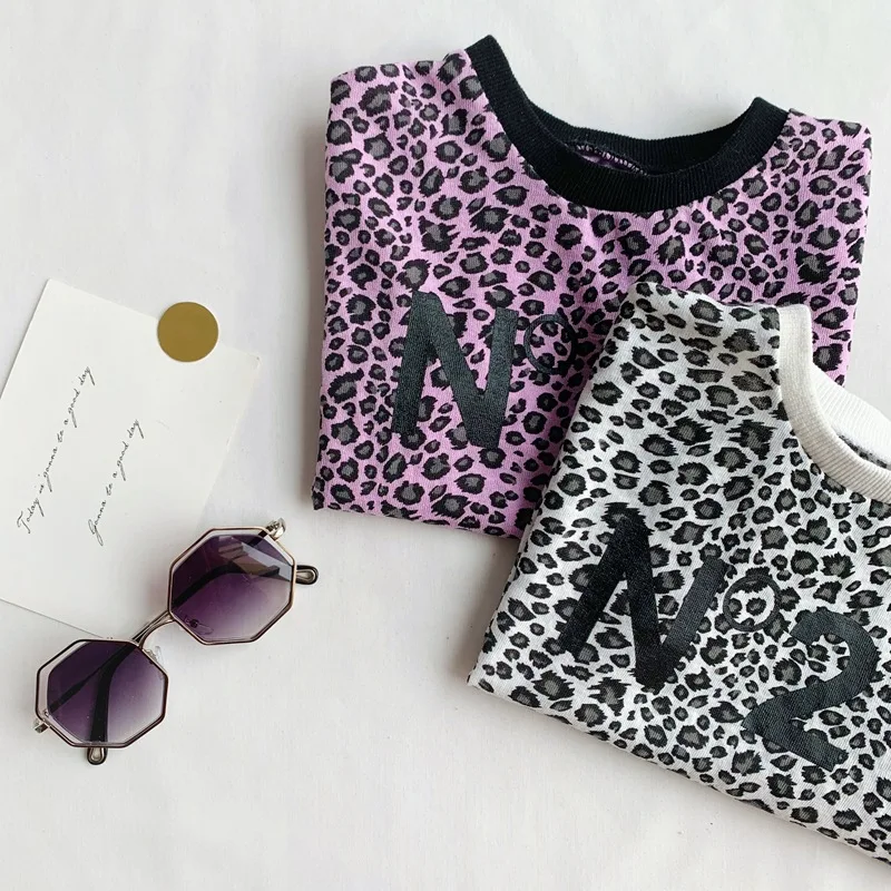 2019 Summer New Arrival korean style cotton leopard printed short sleeve all-match T-shirt for fashion cute baby girls and boys
2019 Summer New Arrival korean style cotton leopard printed short sleeve all-match T-shirt for fashion cute baby girls and boys