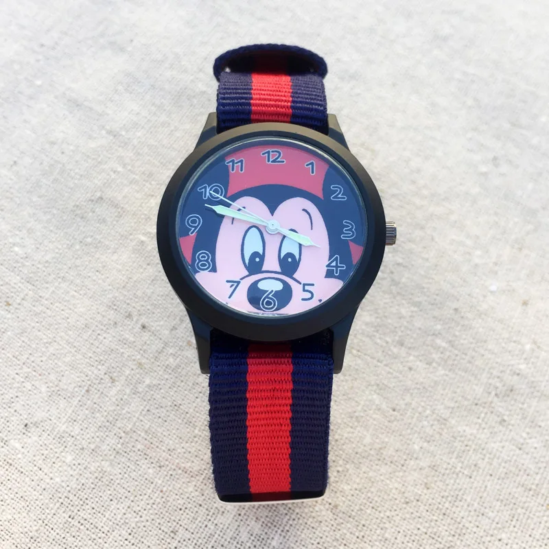 Fashion Cartoon Mickey Minnie Mouse style Watches Women's Girls Students Boy's Children Black case Nylon Quartz Wrist Watch JL05
Fashion Cartoon Mickey Minnie Mouse style Watches Women's Girls Students Boy's Children Black case Nylon Quartz Wrist Watch JL05