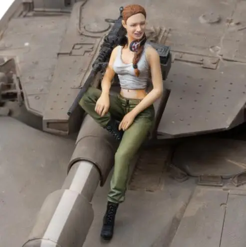 1/16 120mm Female Tank crew soldier NOT HAVE TANK toy Resin Model Miniature resin figure Unassembly Unpainted
1/16 120mm Female Tank crew soldier NOT HAVE TANK toy Resin Model Miniature resin figure Unassembly Unpainted