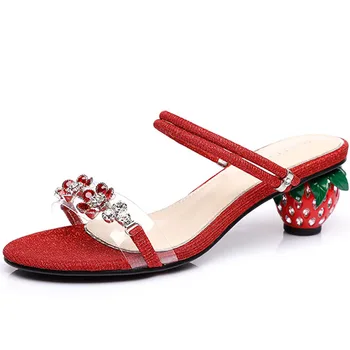 Glitter Sandals Women Summer Shoes Fashion Block Heels 6cm Strawberry Heels 2019 New Crystal Flowers Slippers Red Ladies Shoes
Glitter Sandals Women Summer Shoes Fashion Block Heels 6cm Strawberry Heels 2019 New Crystal Flowers Slippers Red Ladies Shoes