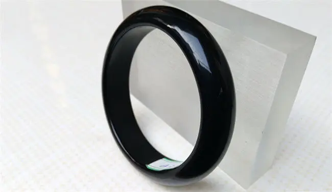 NEW 100% NATURAL BLACK TEXTURE CHALCEDONY AGATE JADE BRACELET 58MM a 5.19
NEW 100% NATURAL BLACK TEXTURE CHALCEDONY AGATE JADE BRACELET 58MM a 5.19