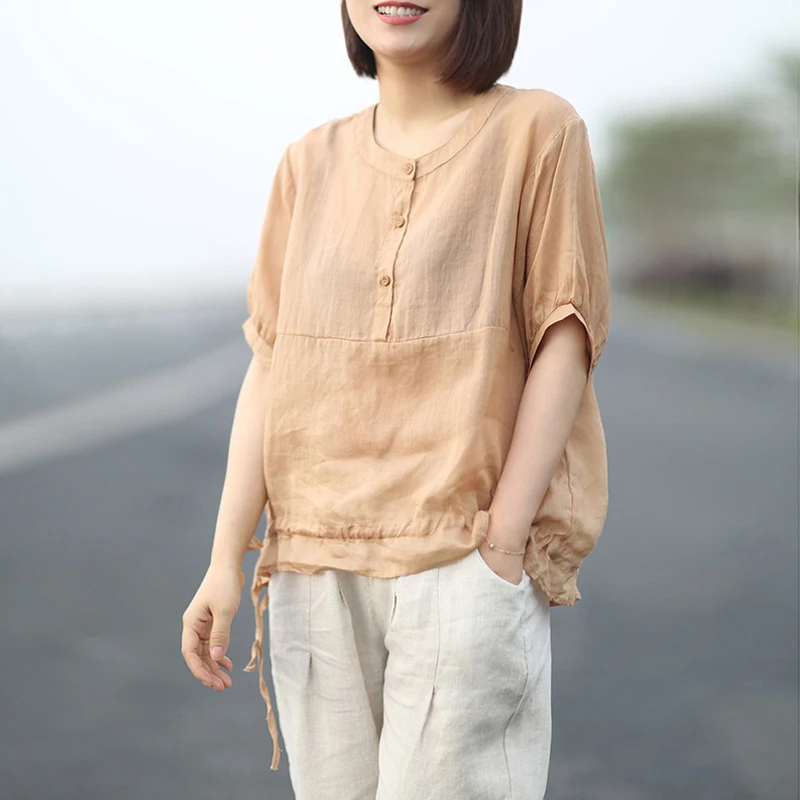 Johnature O-neck Collar Tops New 2019 Summer Casual Button Short Sleeve Solid Color Cotton Linen Loose 3 Colors Women T-Shirts
Johnature O-neck Collar Tops New 2019 Summer Casual Button Short Sleeve Solid Color Cotton Linen Loose 3 Colors Women T-Shirts