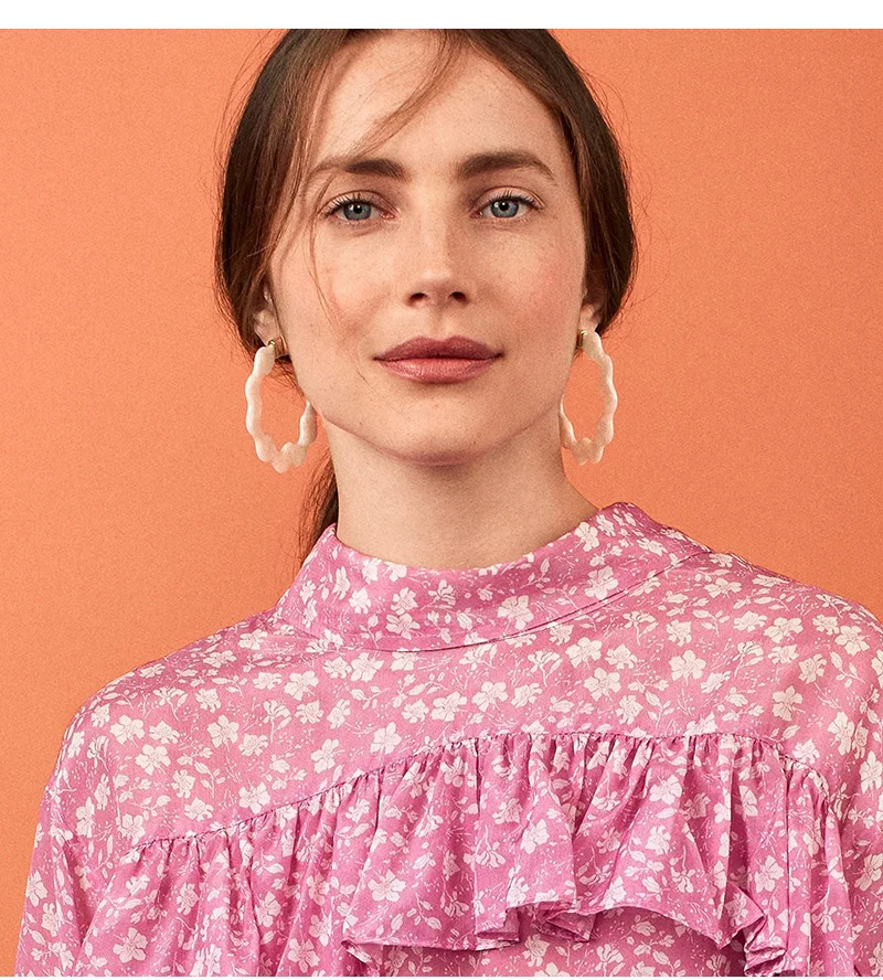 2019 Hot Selling Alloy Earrings Acrylic Acetate C Shaped Wavy Edge Exaggerated Earrings For Female Party
2019 Hot Selling Alloy Earrings Acrylic Acetate C Shaped Wavy Edge Exaggerated Earrings For Female Party