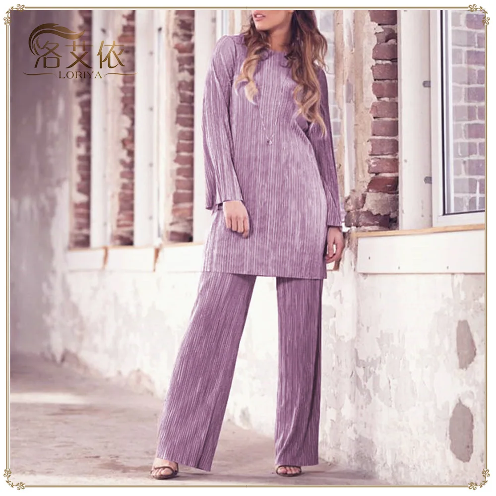 2PCS Muslim Sets Casual Pleated Suits Flare Sleeve woman Blouse Tops+ Wide Pants Islamic Clothing Turkey Robes Middle East
2PCS Muslim Sets Casual Pleated Suits Flare Sleeve woman Blouse Tops+ Wide Pants Islamic Clothing Turkey Robes Middle East